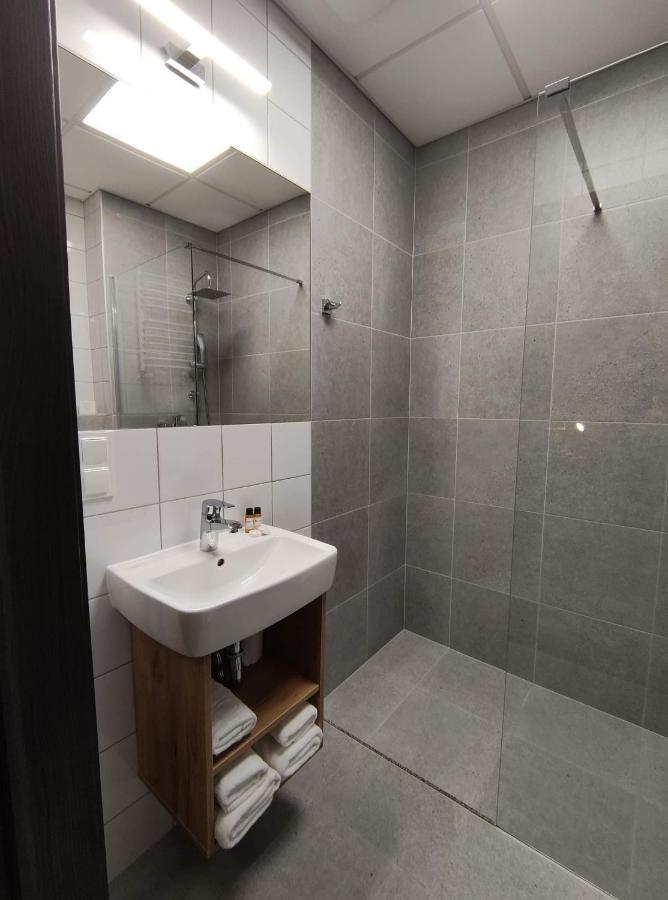 S7 Hotel Kielce Exterior photo