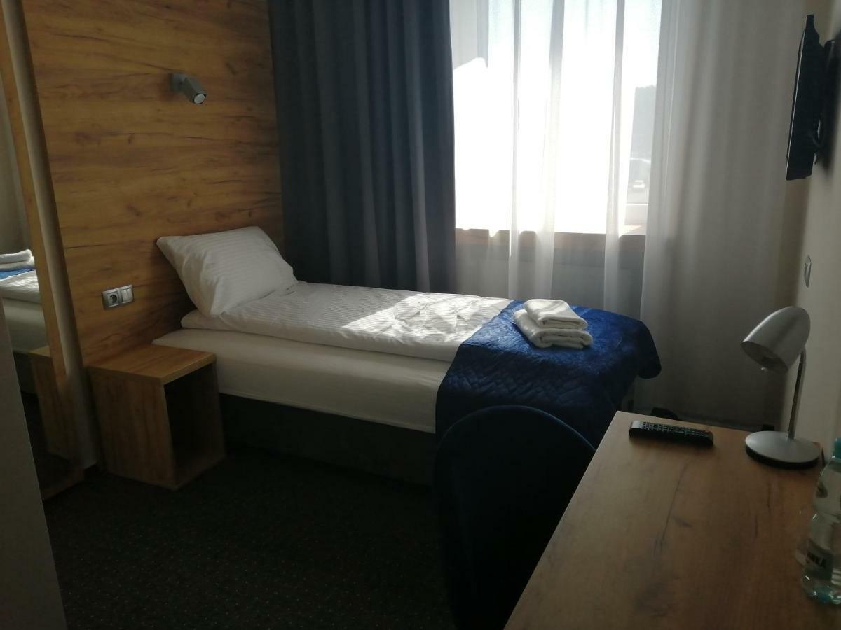 S7 Hotel Kielce Exterior photo